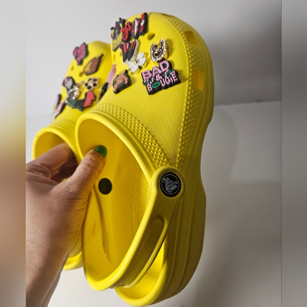 Crocs Unisex Adults Classic Clog With Jibbits Size Men 7 Women 9 - Picture 5 of 11